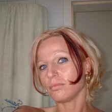 Piercingwoman..